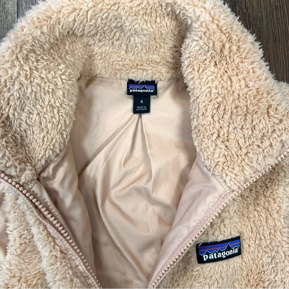 Patagonia Women’s Los Gatos Beige Sherpa Vest SZ SM‎ - Picture 4 of 5